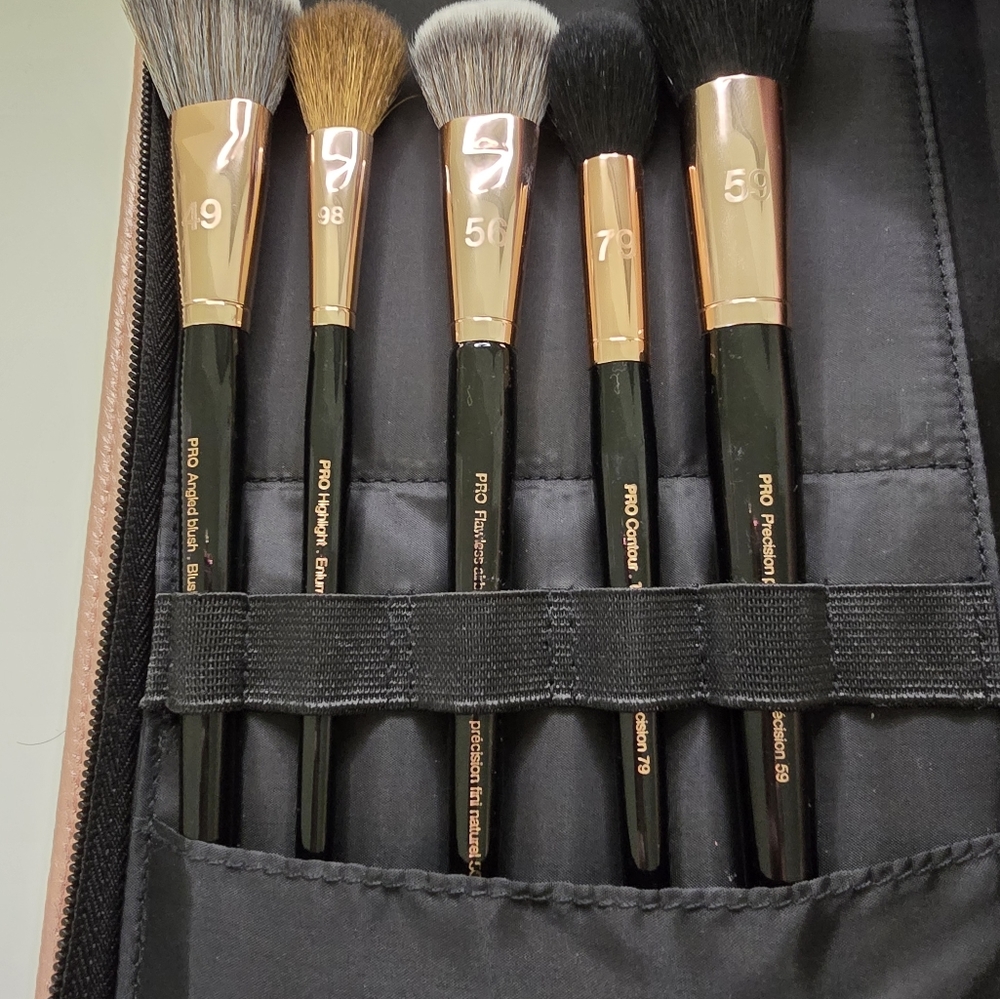 12 piece rosegold Sephora Pro brush set